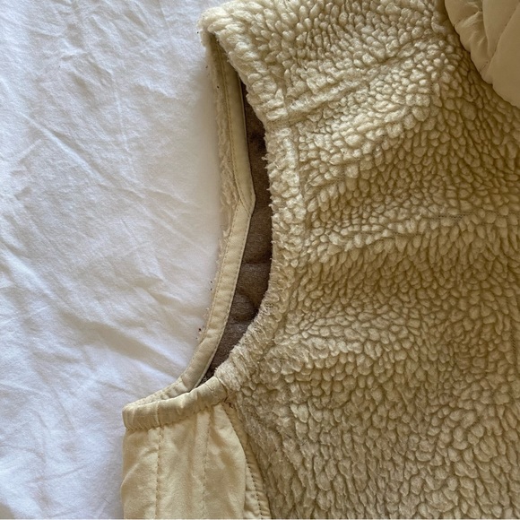 Women’s Patagonia Retro Pile Fleece Vest - Small - Picture 5 of 7